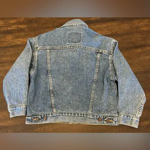 Vintage Levi's Denim Trucker Jacket Women’s Medium Made in USA 90s Jean Jacket thumbnail 12