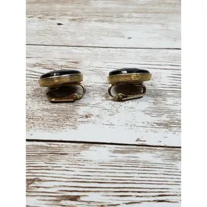 Vintage Clip On Earrings - Black Gem with Facets With A Gold Tone Halo thumbnail 4
