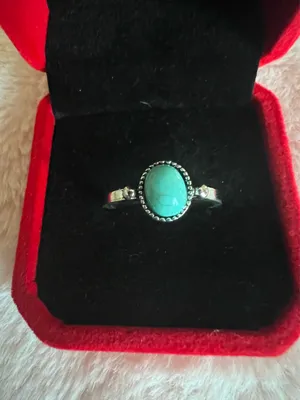 Gorgeous Silver Simulated Turquoise Ring Size 7 thumbnail 2