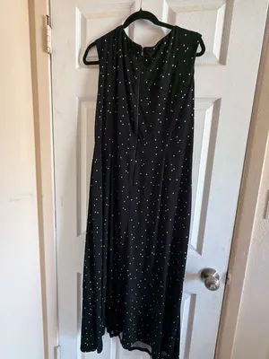 Gabby Skye Black and White Polka Dot Drapey Midi Dress with Knot Detail thumbnail 7
