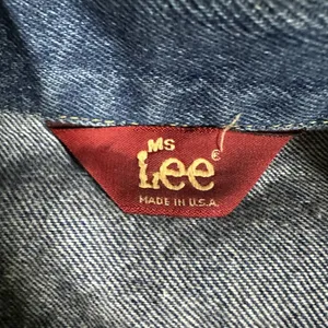 Vintage Lee Trucker Jacket Womens 11/12 Blue Denim Trucker USA‎ Union Made thumbnail 5