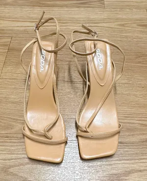 tan sandals thumbnail 1