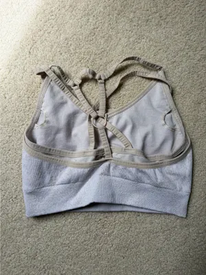 Gymshark Sports Bra thumbnail 2