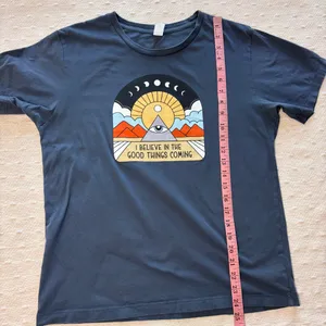 Alternative All‎ Seeing Eye Youth T-Shirt Navy Graphic T-Shirt with Positive Message Size M thumbnail 5
