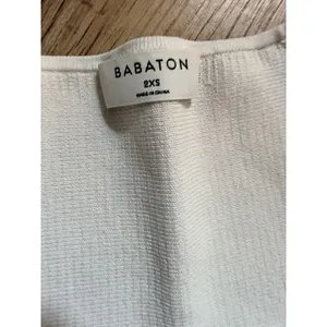 Babaton Aritzia Sculpt Knit Square Neck Ribbed Crop Top White 2XS XXS thumbnail 3