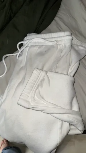 Aritzia TNA thumbnail 2