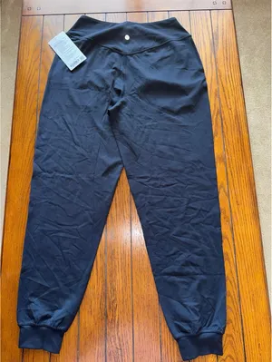 Lululemon Align Jogger High Rise 28” Regular New Version Black Size 6 NWT thumbnail 2