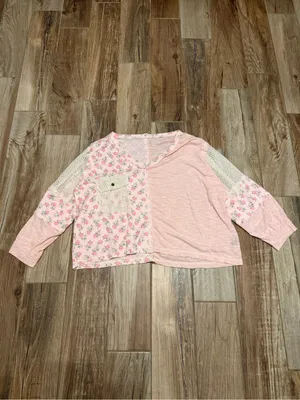 POL Baby Pink Contrast Floral Knit Top thumbnail 2