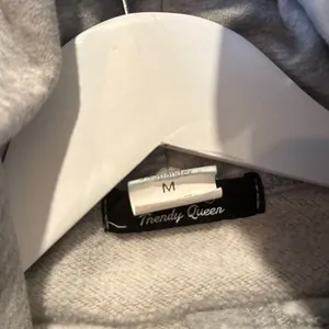 Trendy Queen grey scuba cropped quarter zip hoodie sweatshirt M thumbnail 8