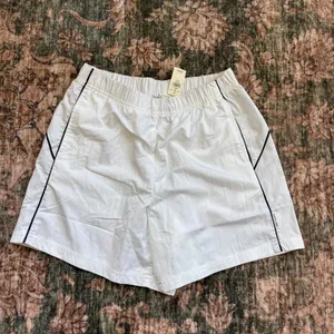 NWT Offline By Aerie Day Off Shorts XS White Athletic Piping Sporty Gorpcore thumbnail 4