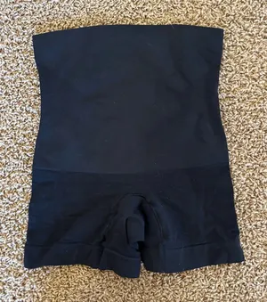 Shapermint‎ Small Black Women's High-Waisted Shorts tummy tuck thumbnail 1