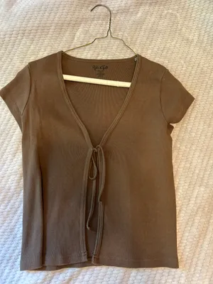 Brandy Melville Top thumbnail 1