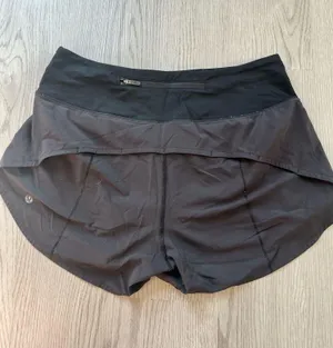 Lululemon Speed Up Shorts thumbnail 2