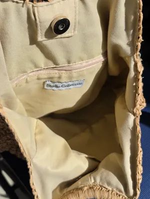 Round Straw Tote Bag Tan thumbnail 5