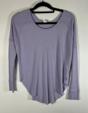 Aritzia TNA Size XXS Alder Thermal Waffle Knit Long Sleeve‎ Lilac Purple Casual thumbnail 1
