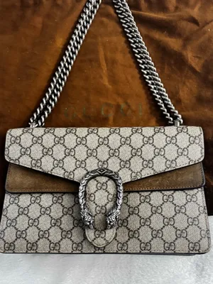 Gucci GG Supreme Shoulder Bag in Beige and Brown with Silver Hardware thumbnail 2