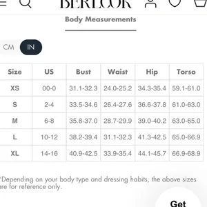 Berlook Black Contrast U Neck One thumbnail 8