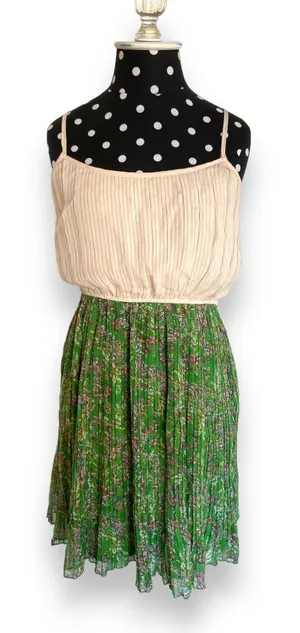 Ya Los‎ Angeles Womens Dress Sz XS Green Floral Skirt Beige Pleated Bodice thumbnail 1