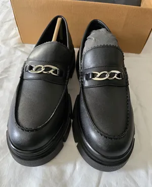 Men’s Black Leather Chain Loafer Size 9.5 thumbnail 1