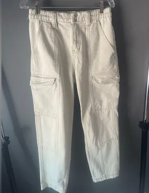 Women’s Pacsun Cream Cargo Pants thumbnail 3