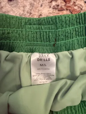 Daily Drills NWT Green Mesh Super Short M/L thumbnail 4