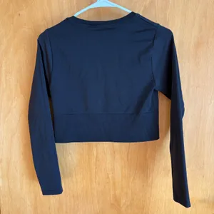 OFFLINE by Aerie Black Seamless‎ Ribbed Cropped Long Sleeve Top M M thumbnail 2