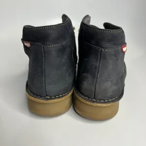 On foot‎ touch dark gray lace up sneakers boots women's size 39 Nubuck leather thumbnail 5