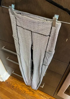 Lululemon Speed Up‎ Tights in the Teeny Tooth White Black pattern Womens 4 thumbnail 1