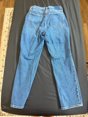 Abercrombie Ankle Straight Ultra High-Rise Curve thumbnail 2