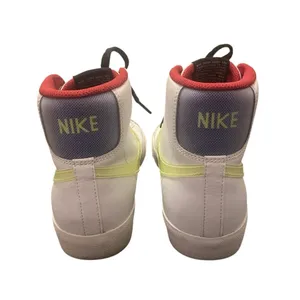 Nike Blazer Mid‎ 77 Youth Size 6.5Y White/Hyper Royal Volt/Hibiscus DV2234-100 thumbnail 4