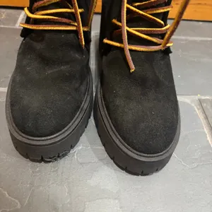 Free People Dylan Black Suede Chunky Heel Lace Up Boots - size 36 (US 6) thumbnail 4