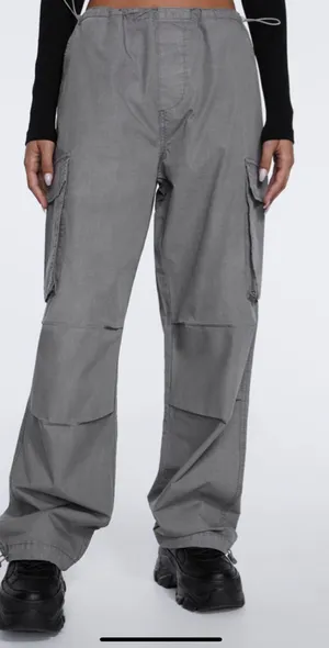 Amazon Baggy Y2K Cargo Pants thumbnail 2
