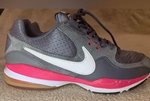 Nike Air Max Team Training Athletic Shoes Women's Size 6 Just Do It 407862-002 thumbnail 2