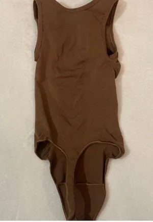 SKIMS NEW! JASPER Sculpting Thong Bodysuit XS thumbnail 4