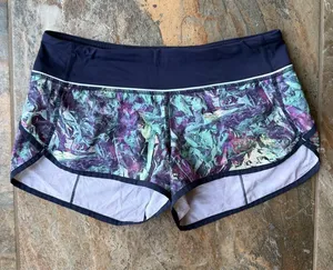 Lululemon Run: Speed Short Stretch Iridescent Multi / Deep Navy Women’s Size 6 thumbnail 1