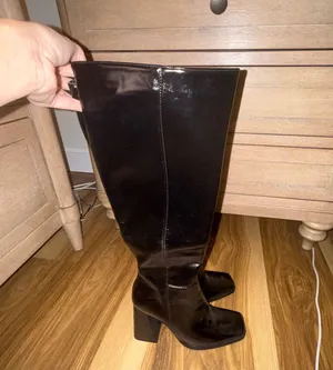 Princess Polly Patent Leather Knee-High Boots 8 thumbnail 2