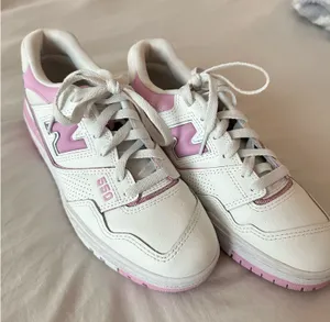Women’s New Balance 550 Bubblegum Pink thumbnail 1