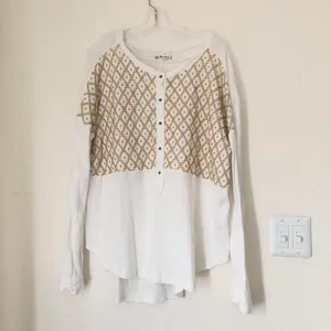 We the Free People Spirit Henley Tunic Top Embroidered Boho sweater sweatshirt blouse shirt button front white gold yellow long sleeve Size L-measurements in pics thumbnail 3