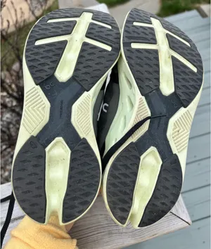 On Cloud Shoes thumbnail 5