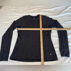 Layer 8 Heathered Gray Performance Shirt Size‎ Medium Black thumbnail 4