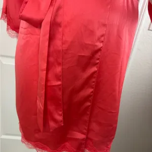 Victoria's Secret sexy satin robe Lace shoulder Red Size SX. I#164 thumbnail 4
