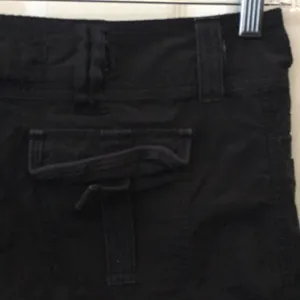 FINAL MARKDOWN Miss me capris small thumbnail 13