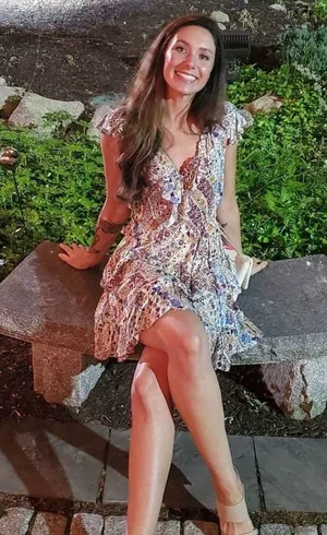 Raga Gorgeous dress with beautiful fit and subtle glitter throughout thumbnail 6
