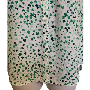 EXPRESS Portofino White Green Shamrock Clover Button Up Roll Tab Blouse NWOT XS thumbnail 5