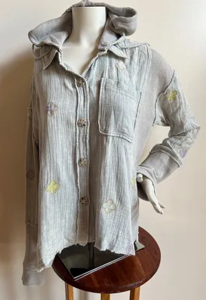 Mystree Light Gray Waffle-Knit Hooded Button Shirt floral detail removable hood thumbnail 1