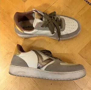 Victoria Madrid Suede & Metallic Beige Cream Sneakers European 39 / US Size 8 thumbnail 1