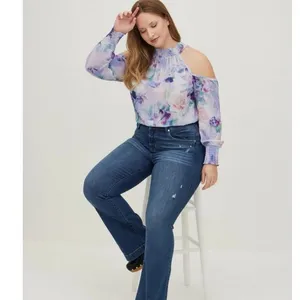 Torrid Watercolor Floral Georgette Smocked Neck Cold Shoulder‎ Blouse 1X thumbnail 3