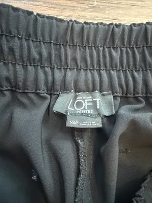 LOFT Petite Women’s Black Elastic Waist Pants Size XSP - C61-136 thumbnail 2