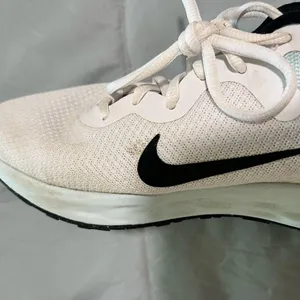 Nike Women's Athletic Shoes - white, pink, black thumbnail 3