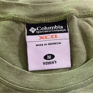 Vintage 90s-Y2K Columbia X.C.O. Short Sleeve Stretch Tee Green M thumbnail 3